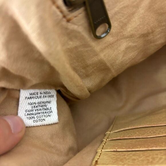 Rock Paper Scissors RPS Tan Leather Zipper Front Crossbody Purse - Picture 10 of 10